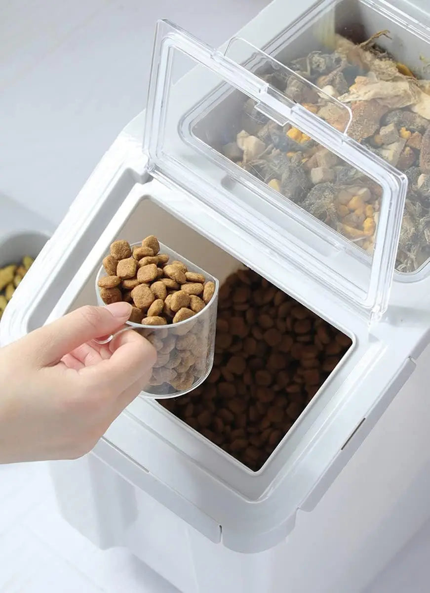 DCNB Pet Food Storage Container On Wheels With Scoop